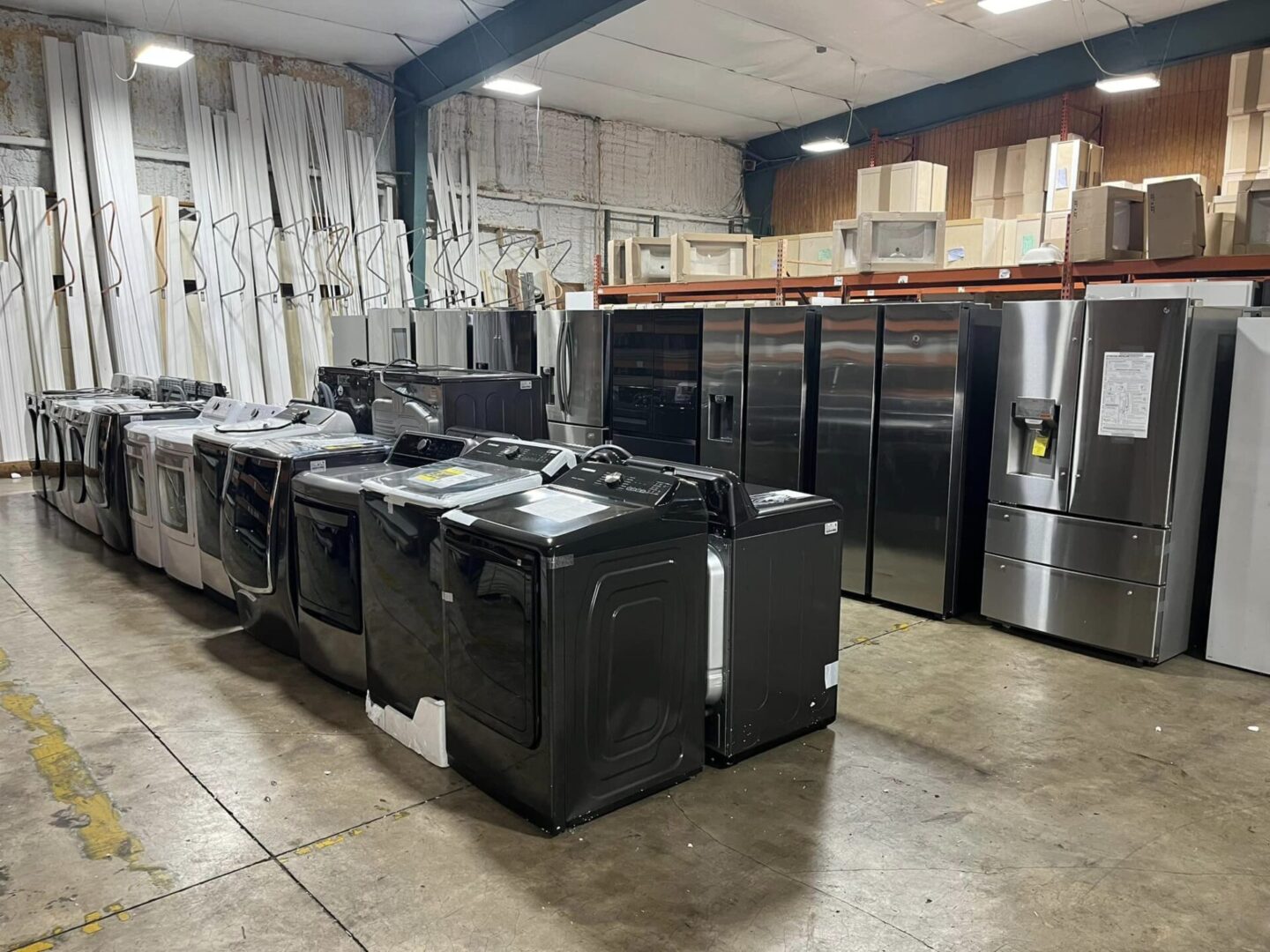 Warranty Appliances showroom in Apex, NC